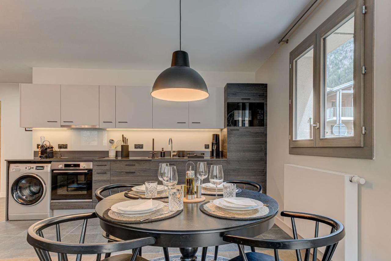 White Pearl A02 - Alpes Travel - Chamonix - Sleeps 4 Lejlighed Eksteriør billede
